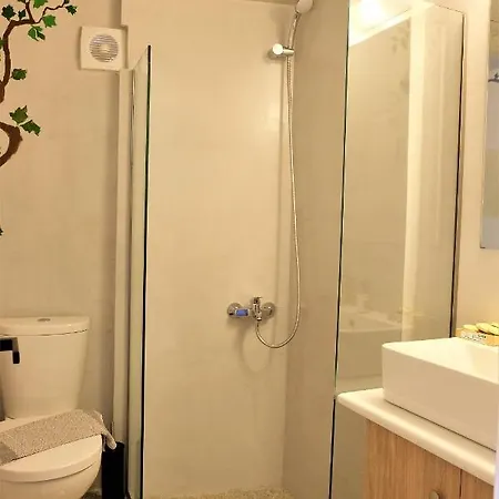 Remvi Assos Apartament *